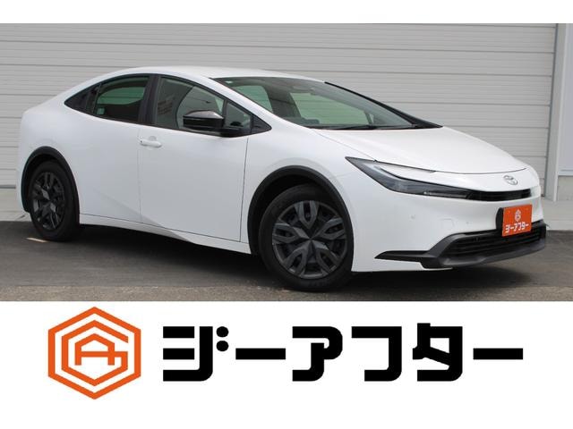 Toyota PRIUS 2025 — фото автомобиля 1
