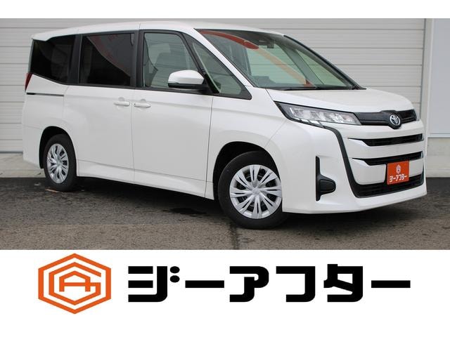 Toyota NOAH 2022 — фото автомобиля 1