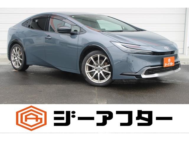 Toyota PRIUS 2024 — фото автомобиля 1