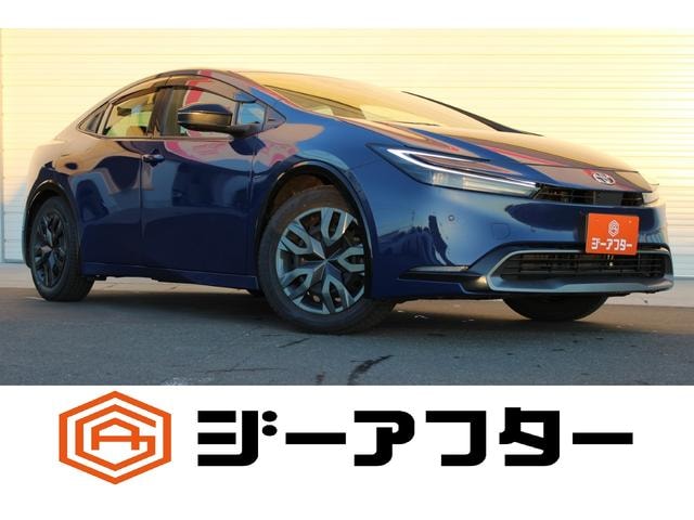 Toyota PRIUS 2024 — фото автомобиля 1