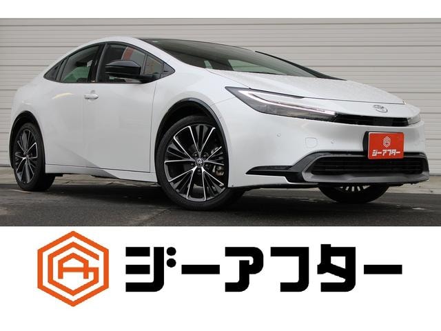 Toyota PRIUS 2025 — фото автомобиля
