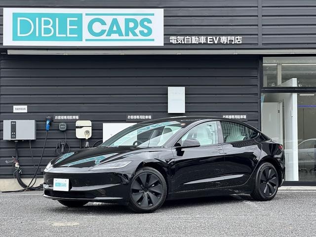 Tesla MODEL 3 2024 — фото автомобиля 1