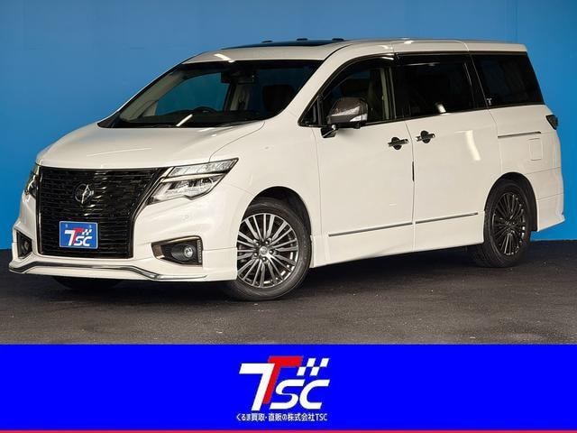 Nissan ELGRAND 2021 — фото автомобиля