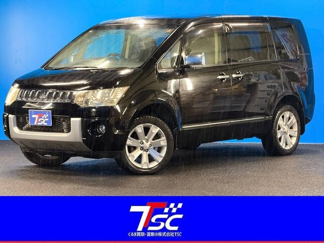 Mitsubishi DELICA D:5 2013 — фото автомобиля