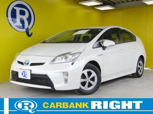 Toyota PRIUS 2013 — фото автомобиля 1