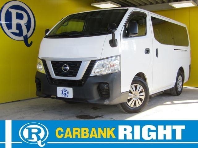 Nissan NV350CARAVAN WAGON 2017 — фото автомобиля
