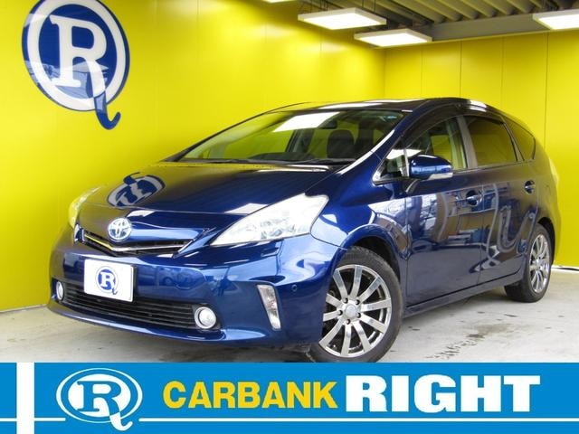 Toyota PRIUS ALPHA 2012 — фото автомобиля