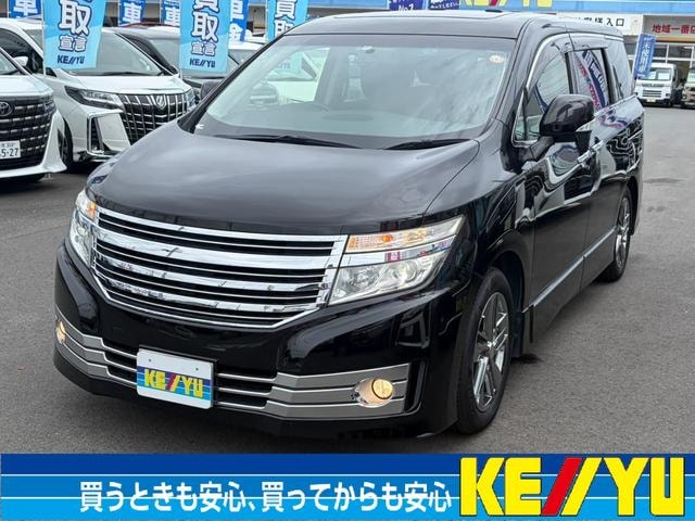 Nissan ELGRAND 2013 — фото автомобиля 1