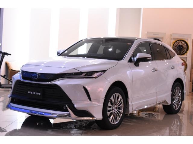 Toyota HARRIER HYBRID 2025 — фото автомобиля