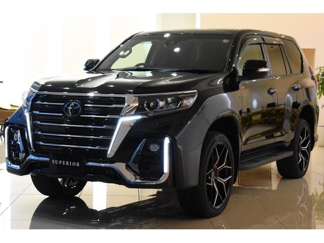 Toyota LAND CRUISER PRADO 2023 — фото автомобиля