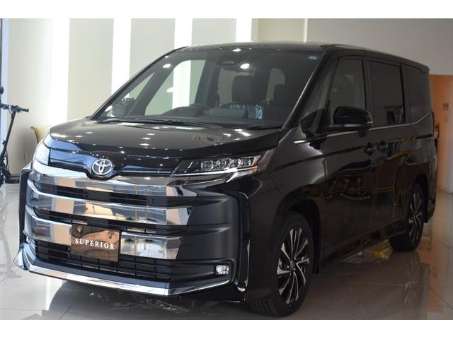Toyota NOAH 2026 — фото автомобиля 1