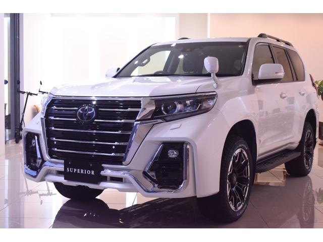 Toyota LAND CRUISER PRADO 2023 — фото автомобиля