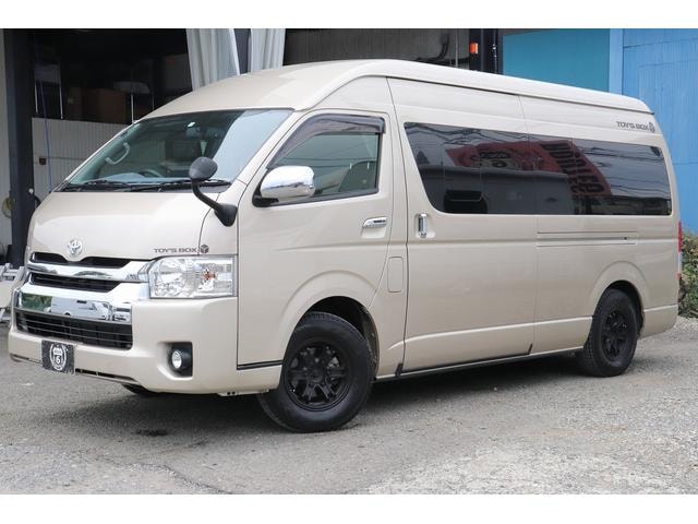 Toyota HIACE VAN 2019 — фото автомобиля