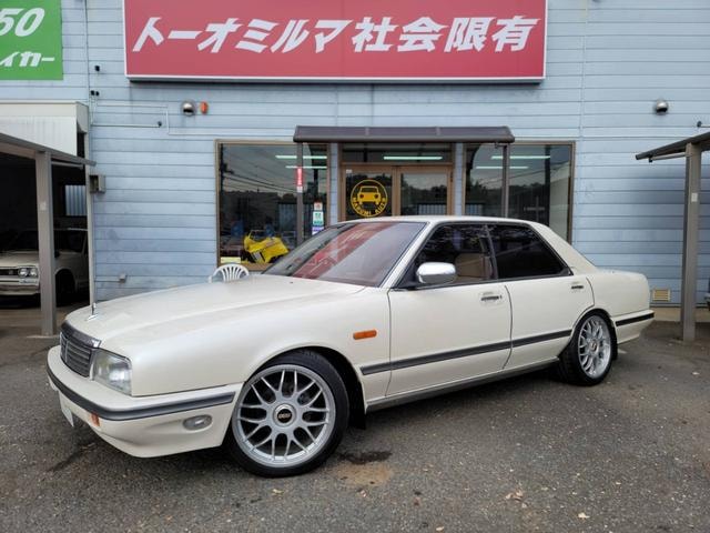 Nissan GLORIA CIMA 1990 — фото автомобиля