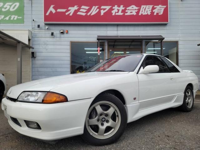 Nissan SKYLINE 1992 — фото автомобиля