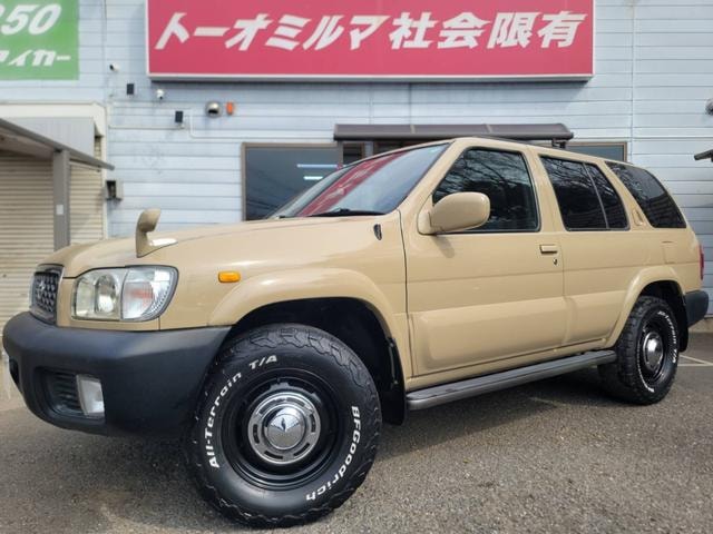 Nissan TERRANO 1999 — фото автомобиля 1