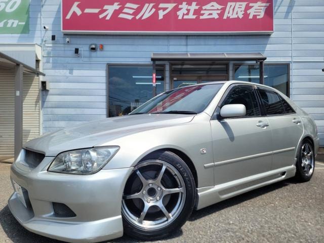 Toyota ALTEZZA 1998 — фото автомобиля
