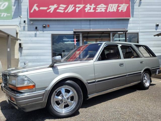 Nissan GLORIA WAGON 1990 — фото автомобиля 1
