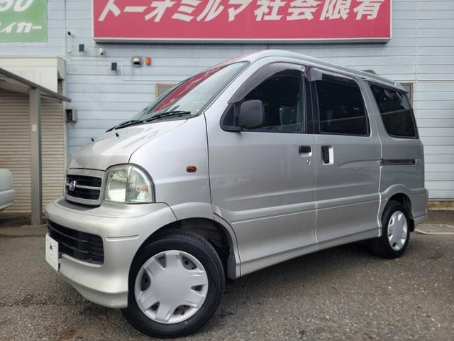 Daihatsu ATRAI 7 2003 — фото автомобиля 1