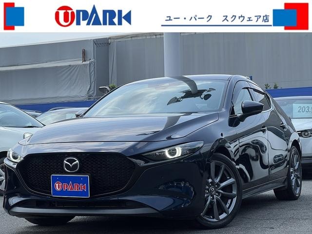 Mazda 3 FASTBACK 2020 — фото автомобиля