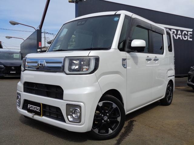 Daihatsu WAKE 2021 — фото автомобиля 1