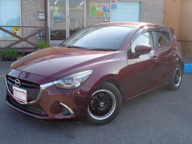 Mazda DEMIO 2016 — фото автомобиля 1