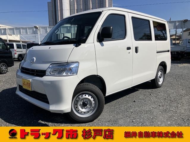 Daihatsu GRAN MAX CARGO 2025 — фото автомобиля 1