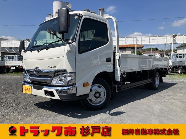 Toyota DYNA TRUCK 2026 — фото автомобиля