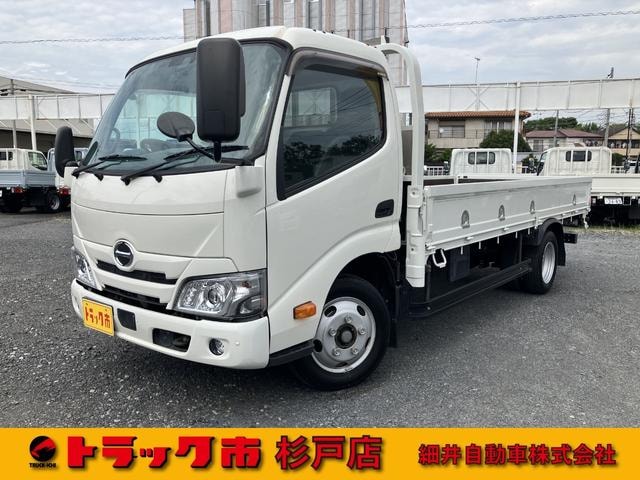 Hino DUTRO 2023 — фото автомобиля 1