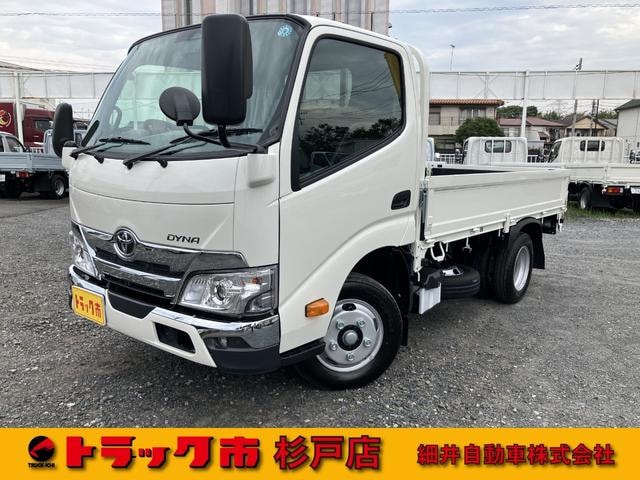 Toyota DYNA TRUCK 2026 — фото автомобиля