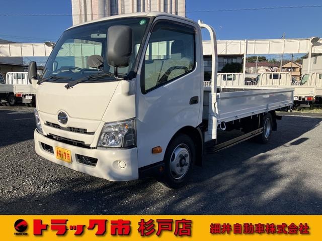 Hino DUTRO 2020 — фото автомобиля 1