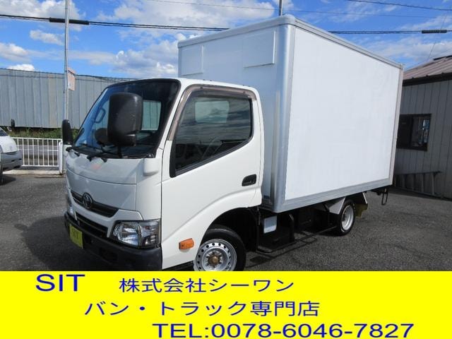 Toyota DYNA TRUCK 2017 — фото автомобиля