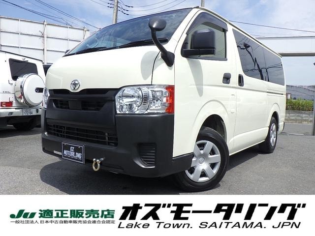 Toyota HIACE VAN 2021 — фото автомобиля 1