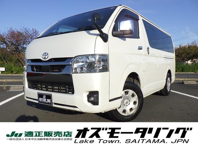 Toyota HIACE VAN 2023 — фото автомобиля 1