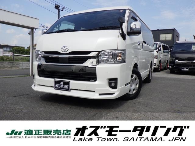 Toyota HIACE VAN 2023 — фото автомобиля 1