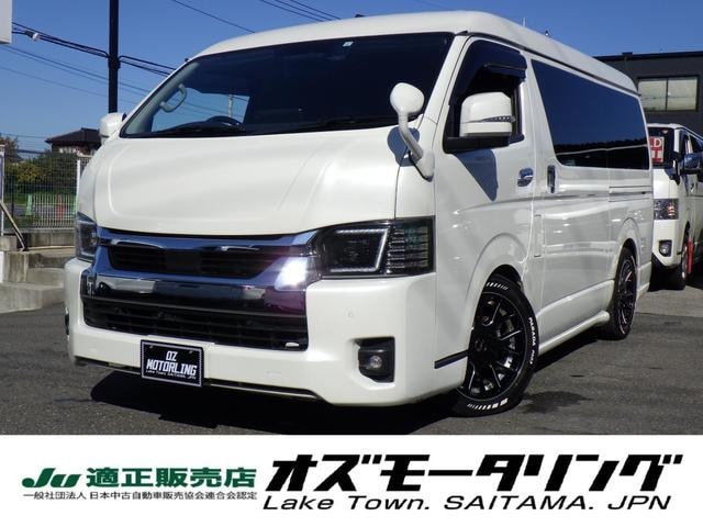 Toyota HIACE WAGON 2023 — фото автомобиля 1