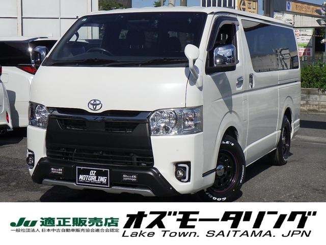 Toyota HIACE VAN 2023 — фото автомобиля 1
