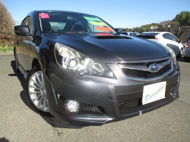 Subaru LEGACY B4 2011 — фото автомобиля 1