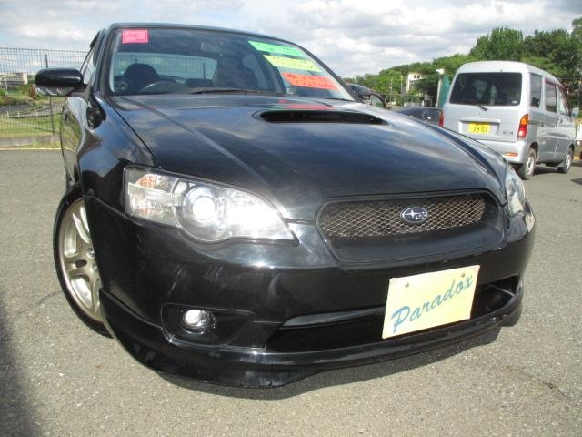 Subaru LEGACY B4 2004 — фото автомобиля 1
