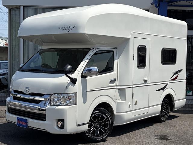 Toyota HIACE WAGON 2020 — фото автомобиля