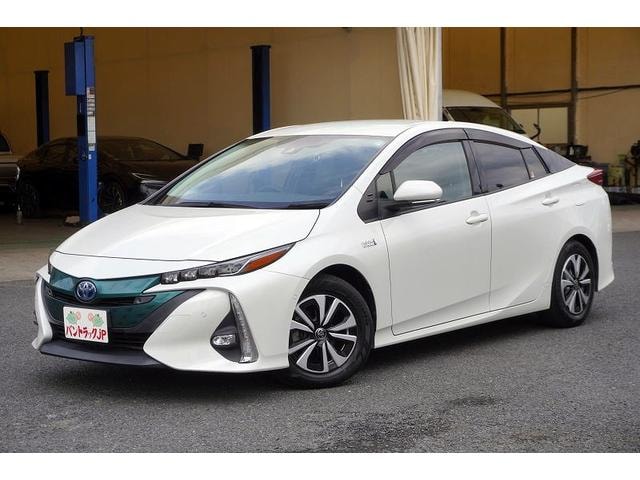 Toyota PRIUS PHV 2018 — фото автомобиля