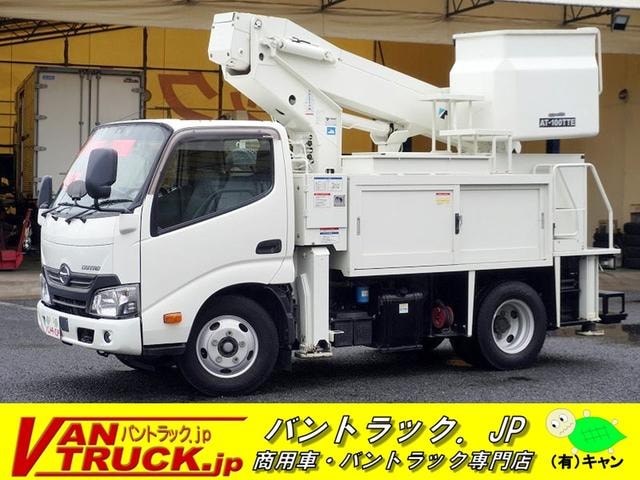 Hino DUTRO 2018 — фото автомобиля 1