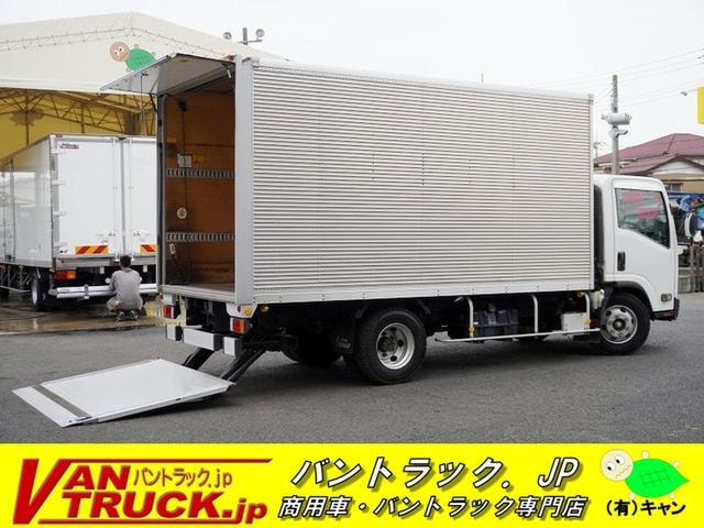 Isuzu ELF TRUCK 2017 — фото автомобиля