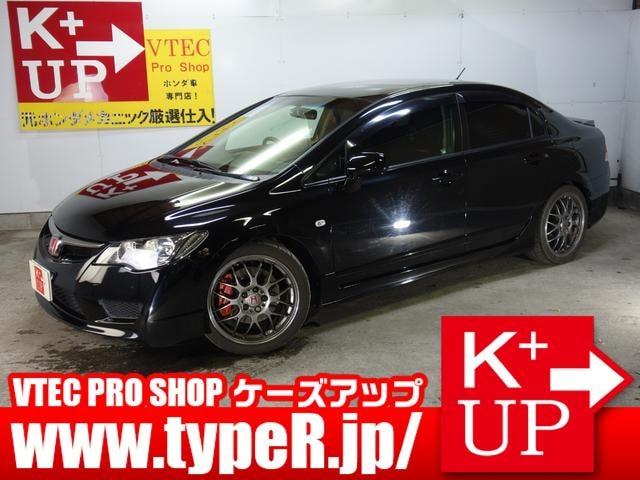 Honda CIVIC 2010 — фото автомобиля 1
