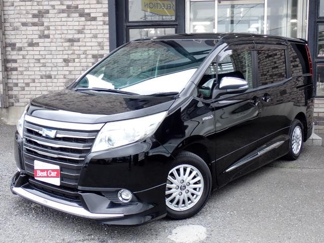 Toyota NOAH 2015 — фото автомобиля 1
