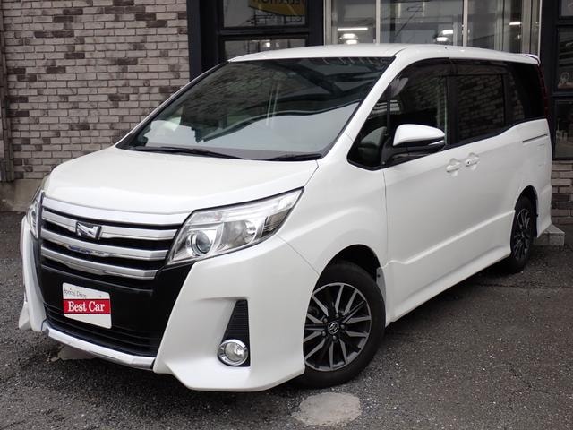 Toyota NOAH 2015 — фото автомобиля