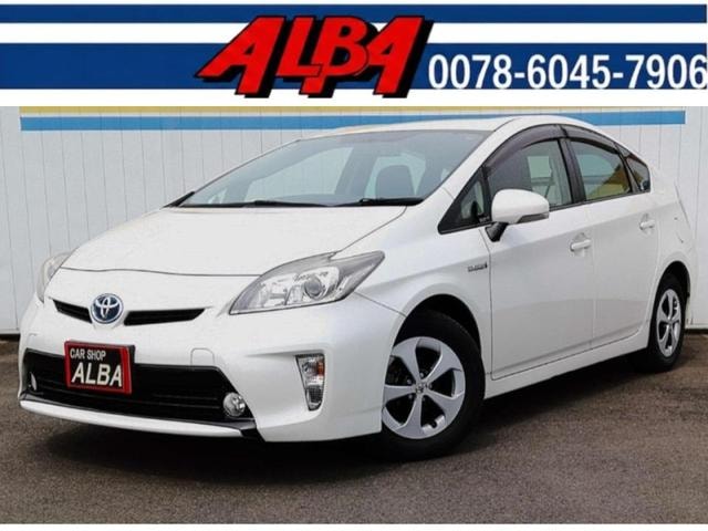Toyota PRIUS 2014 — фото автомобиля 1