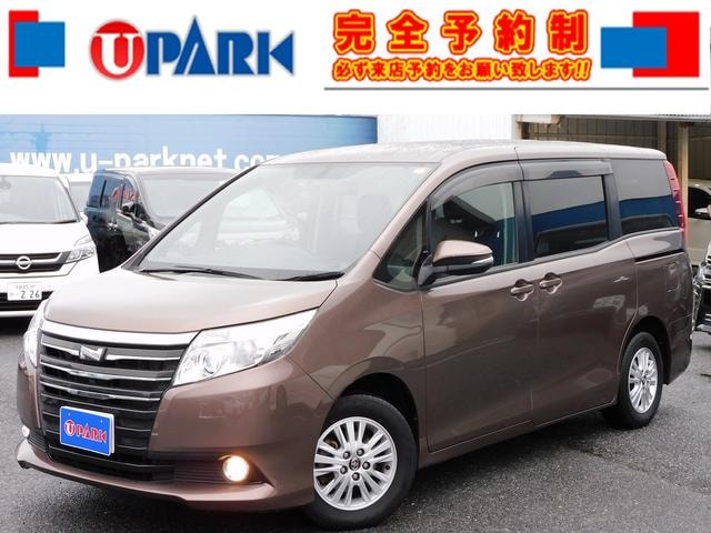 Toyota NOAH 2014 — фото автомобиля 1