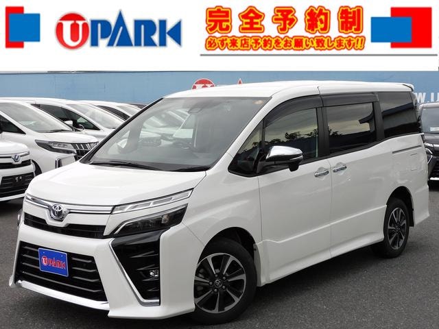 Toyota VOXY 2021 — фото автомобиля 1