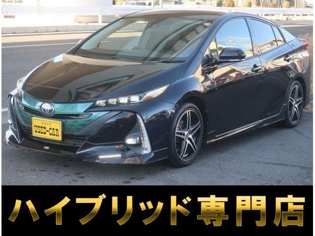 Toyota PRIUS PHV 2017 — фото автомобиля 1